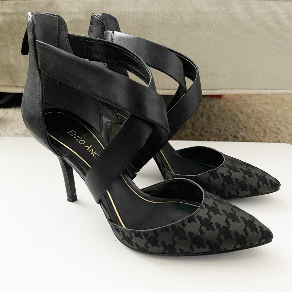 Houndstooth pumps